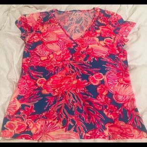 Lilly Pulitzer tee  XL